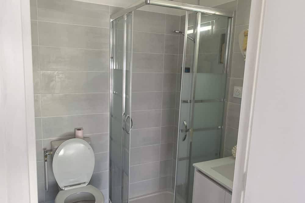 Entire apartment, Studio Fait à Neuf Tout Confort in Sausset-les-Pins, Mediterranean Coast (France)