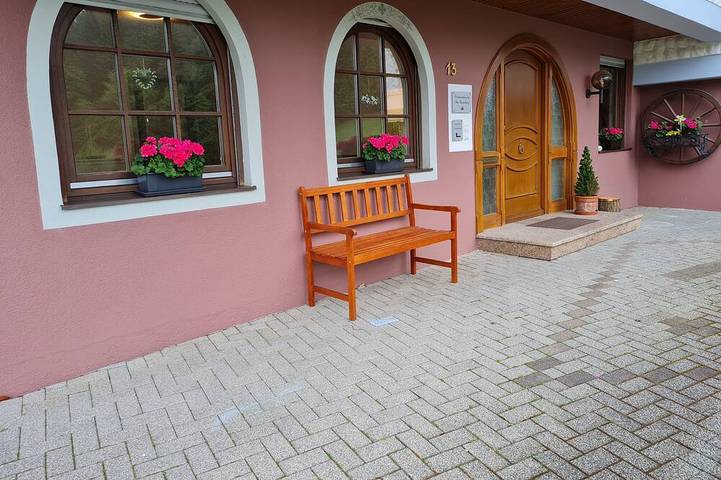 Ferienwohnung für 3 Personen, mit Terrasse in Simonswald