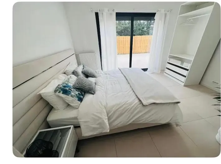 Apartamento de vacaciones para 5 personas, con vistas además de terraza y jardín, Se admiten mascotas - 1