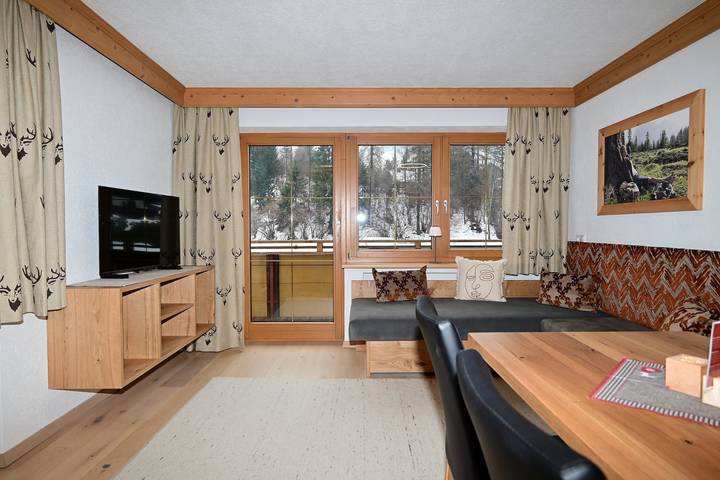 Ferienwohnung für 6 Personen, mit Balkon und Garten sowie Sauna und Ausblick in Biberwier