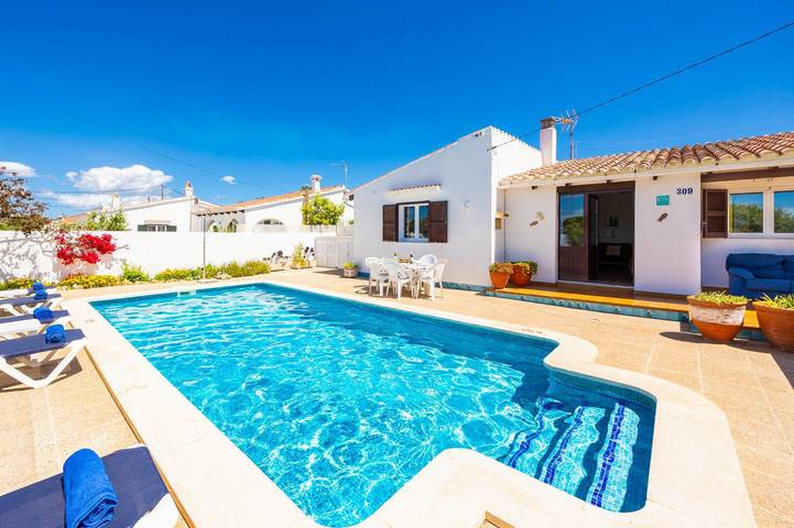 Chalet para 6 personas, con jardín y vistas al mar en Menorca - 2