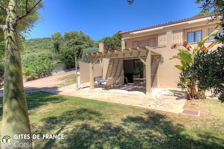 Casa de huéspedes para 2 personas, con terraza además de vistas y jardín - 1