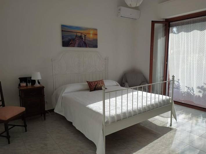 Appartamento per 4 persone, con Terrazza e Giardino nonché Panorama a Cannizzaro