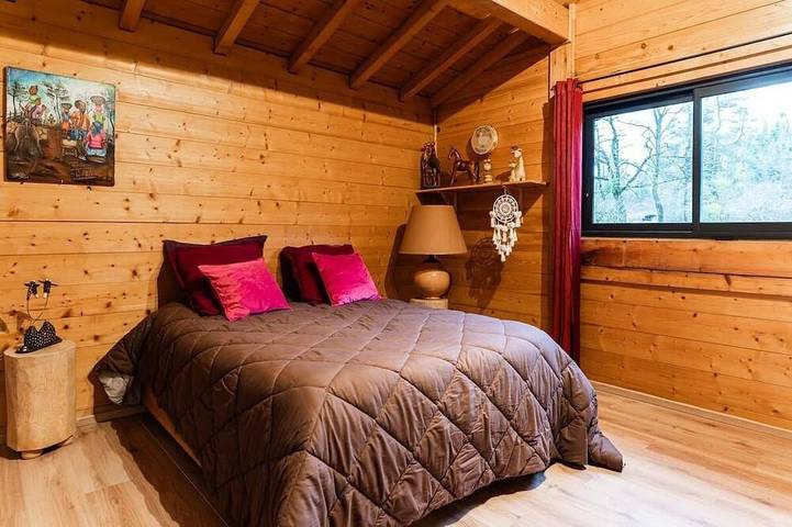 Gîte pour 10 personnes, avec piscine à Ceyzériat - 4