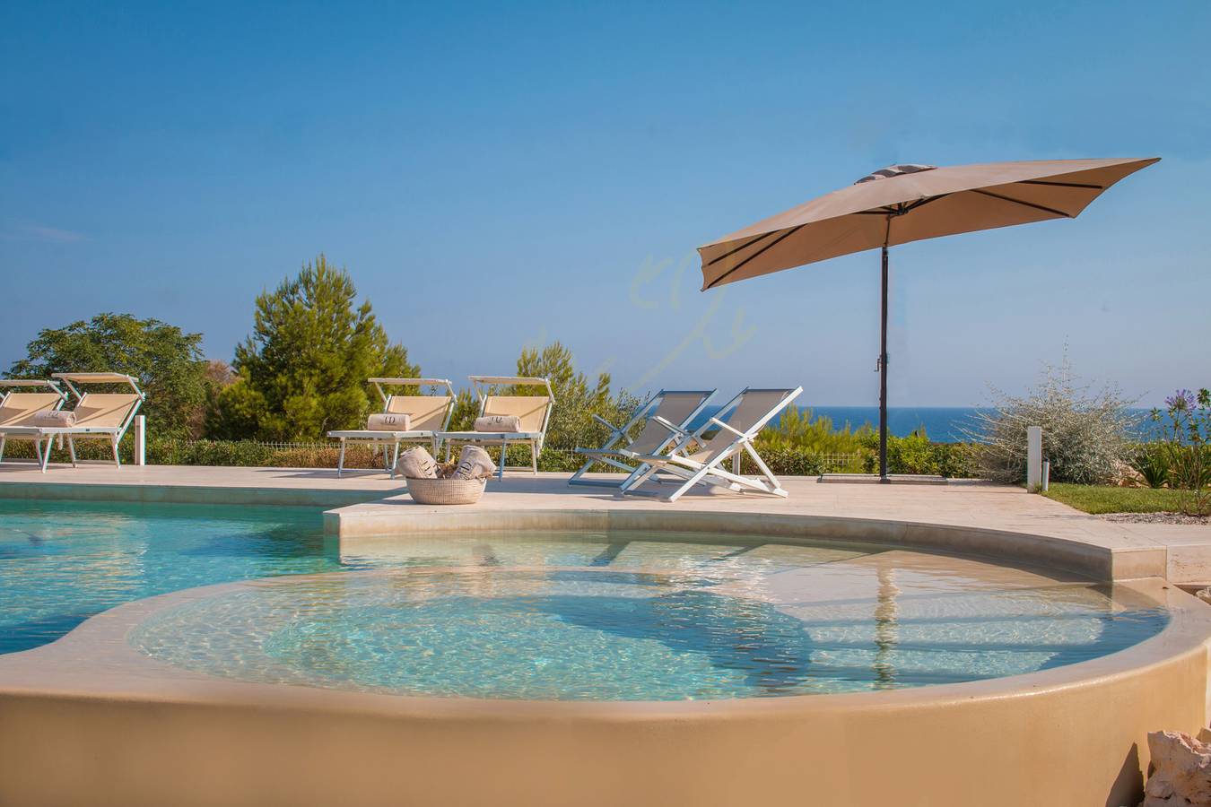 Td Villa Ponente Luxury Villa with Sea View Pool in Capitolo, Monopoli