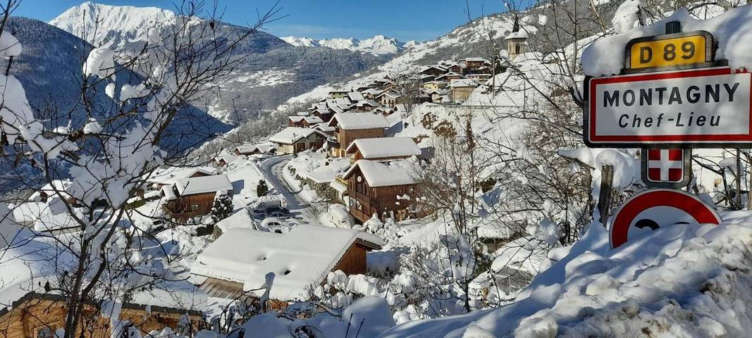 Chalet pour 17 personnes, avec vue ainsi que terrasse et sauna, animaux acceptés