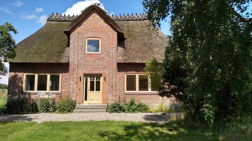 Ferienhaus für 4 Personen, mit Terrasse und Garten sowie Ausblick in Stoltebüll