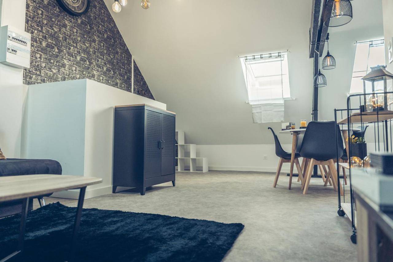 Appartement entier, Le loft superbe studio avec stationnement gratuit in Dunkerque, Côte des dunes de Flandres