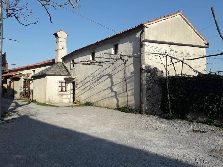 Gîte pour 4 personnes, avec jardin dans Štanjel - 2