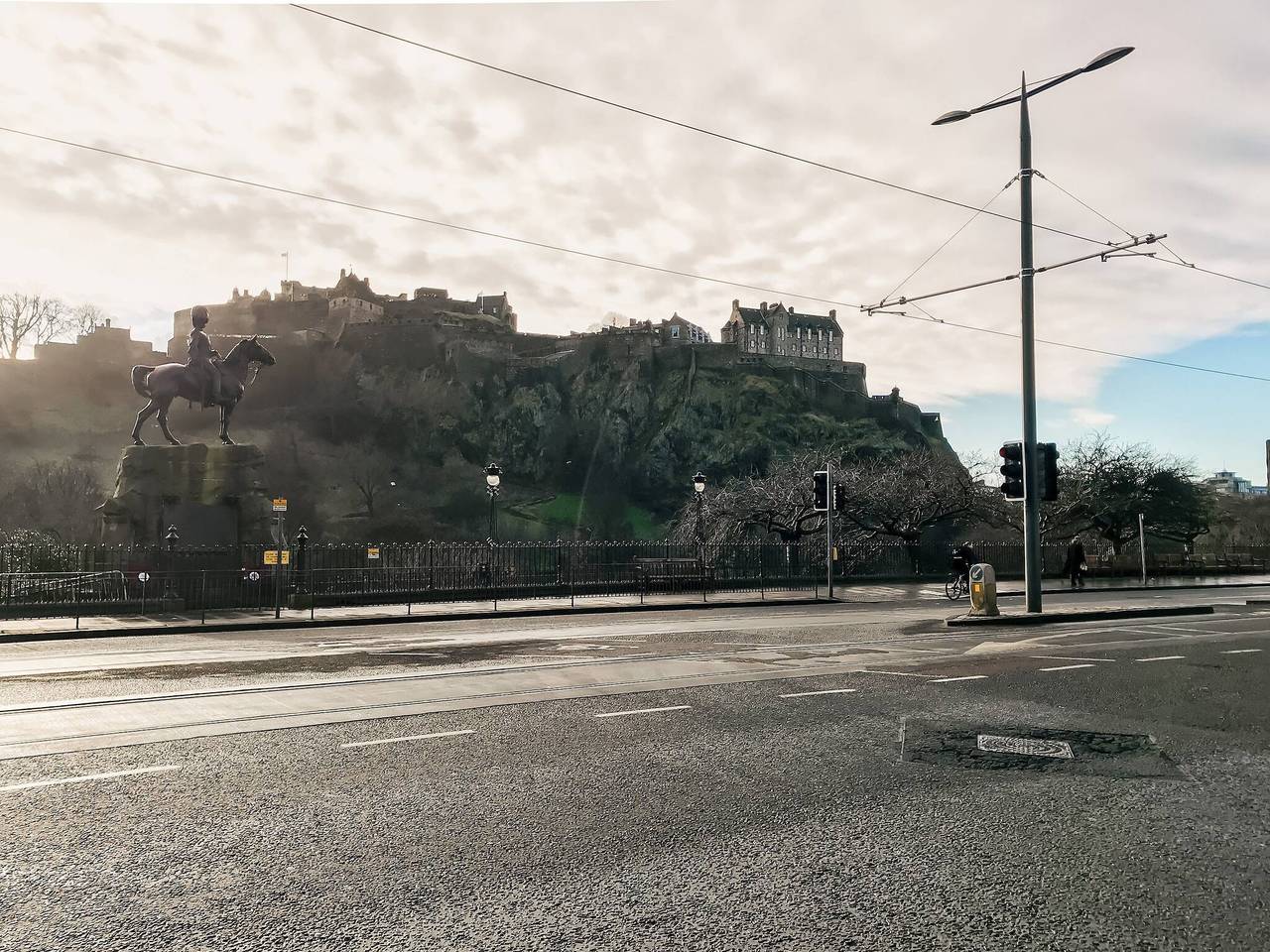 Entire apartment, Edinburgh Apartment in the Heart of the City Edinburgh Castle On Your Door Step in Edinburgh, Edinburgh and Lothian