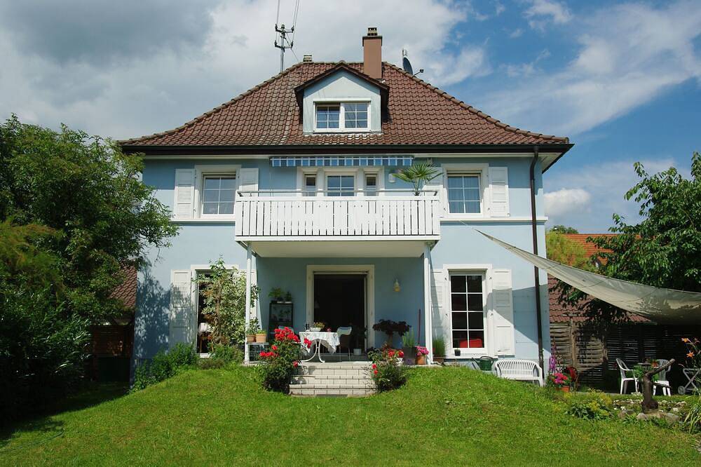 Ganze Wohnung, Ferienwohnung/App. für 2 Gäste mit 40m² in Friedrichshafen in Friedrichshafen, Region Bodensee-Oberschwaben