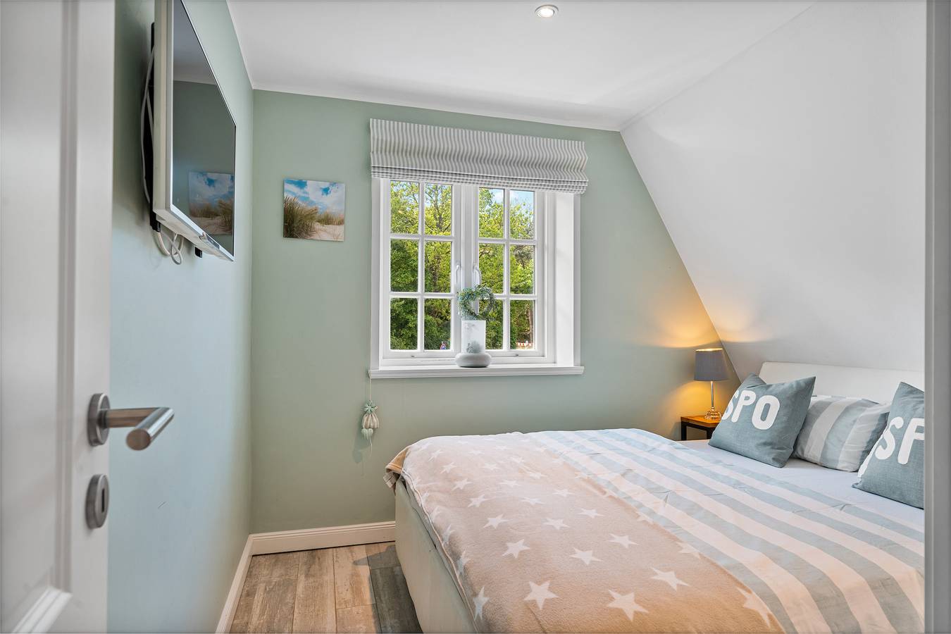 Ferienhaus 'Strandnest' mit privater Terrasse, privatem Garten und Wi-Fi in St. Peter-Bad, St. Peter-Ording