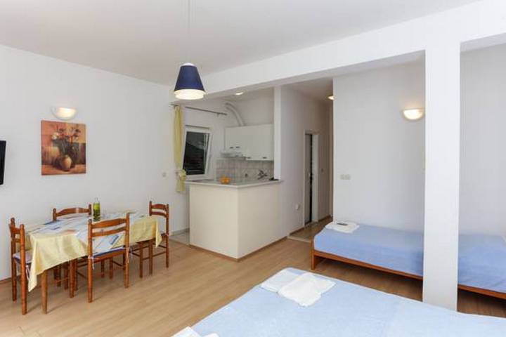 Estúdio inteiro, Apartments Posta - Comfort Studio with Balcony and Sea View - Apartman 1 in Mala Saplunara, Saplunara