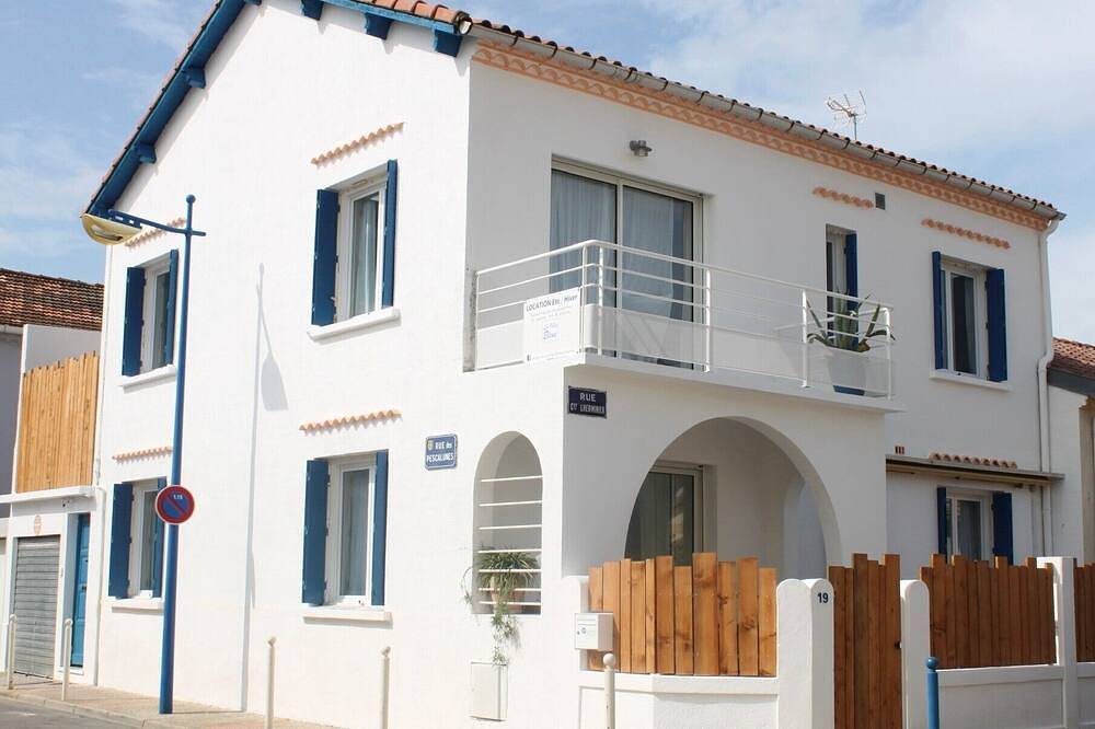 Villa de 170m² à 150m de la plage - lavillableuedugrau in Le Grau-du-Roi, Côte d'Améthyste