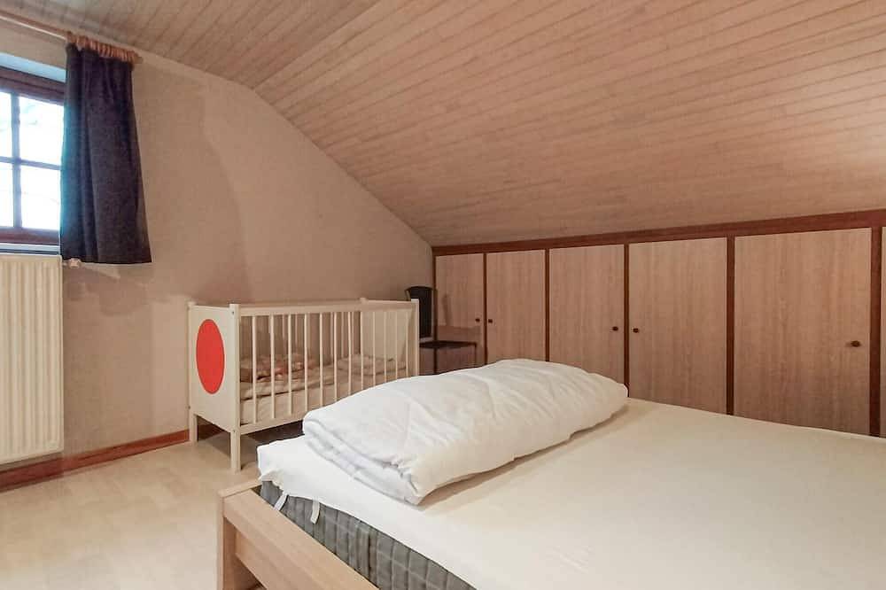 5 bedroom stunning home in Rochehaut in Bouillon, Neufchâteau region