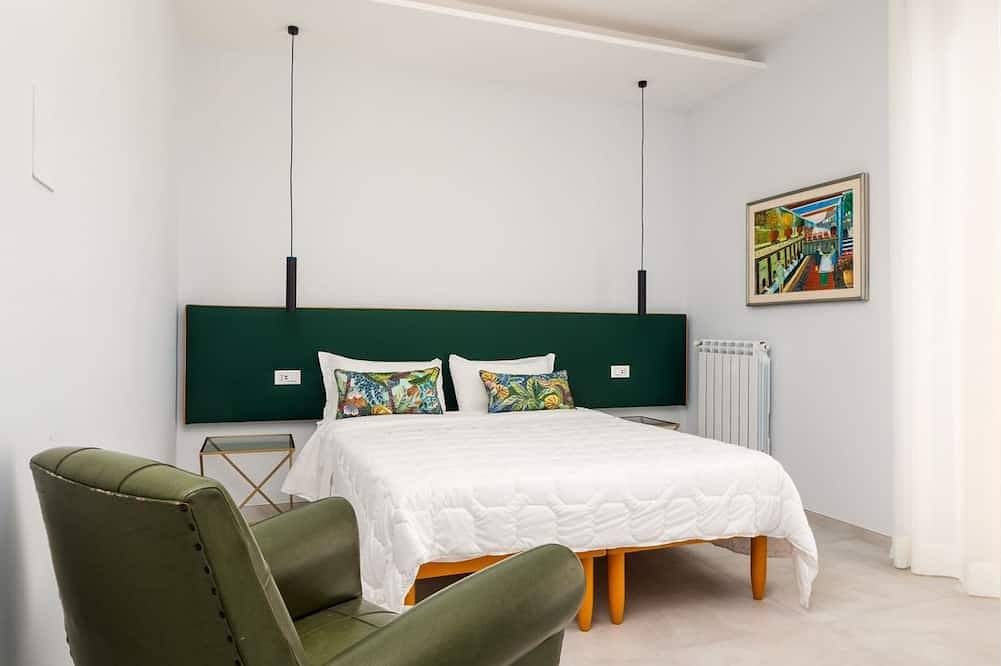 Appartamento intero, Surya | Elegante appartamento con balcone nel cuore di Sorrento in Sorrento, Sorrento Coast