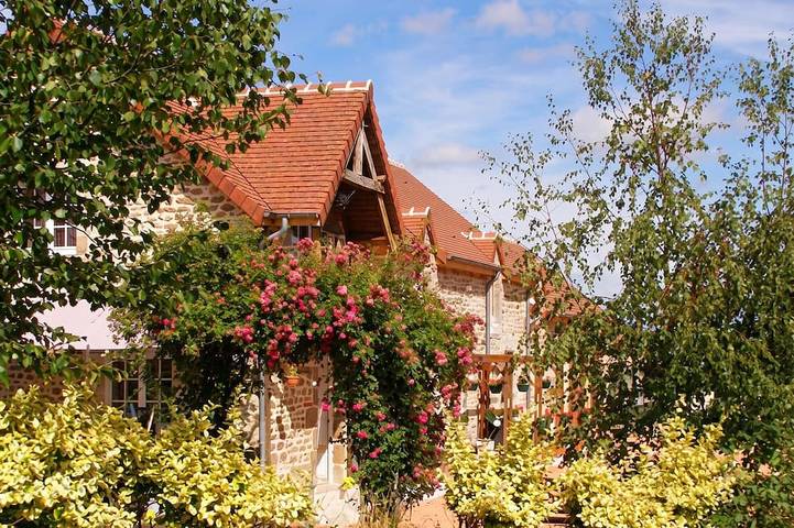Location de vacances pour 14 personnes, avec terrasse, animaux acceptés à Saint-Martin-des-Landes