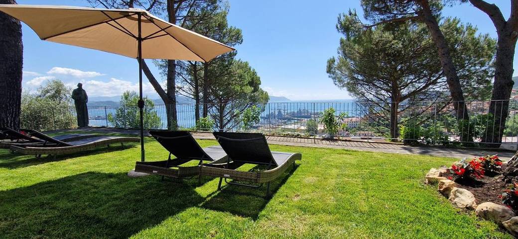 BnB für 2 Personen, mit Garten und Ausblick, mit Haustier in La Spezia