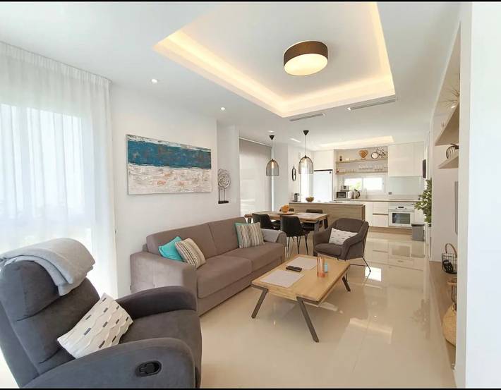 Villa de luxe « Exclusiva » avec piscine partagée, Wi-Fi et climatisation in Rojales, Costa Blanca