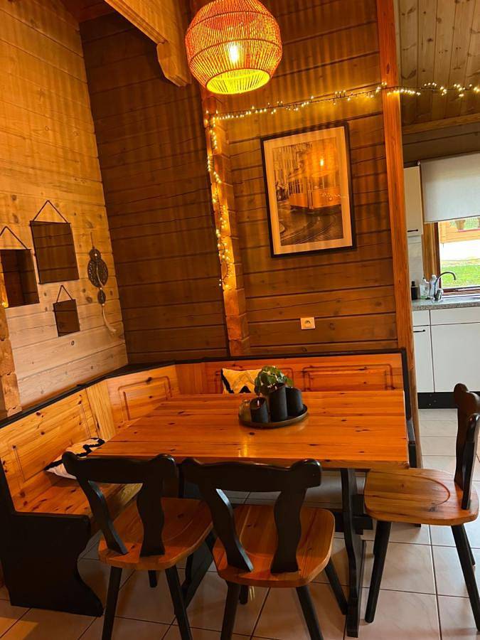 Gîte pour 6 personnes, avec bassin pour enfant et jardin ainsi que vue et piscine à Mauroux - 3