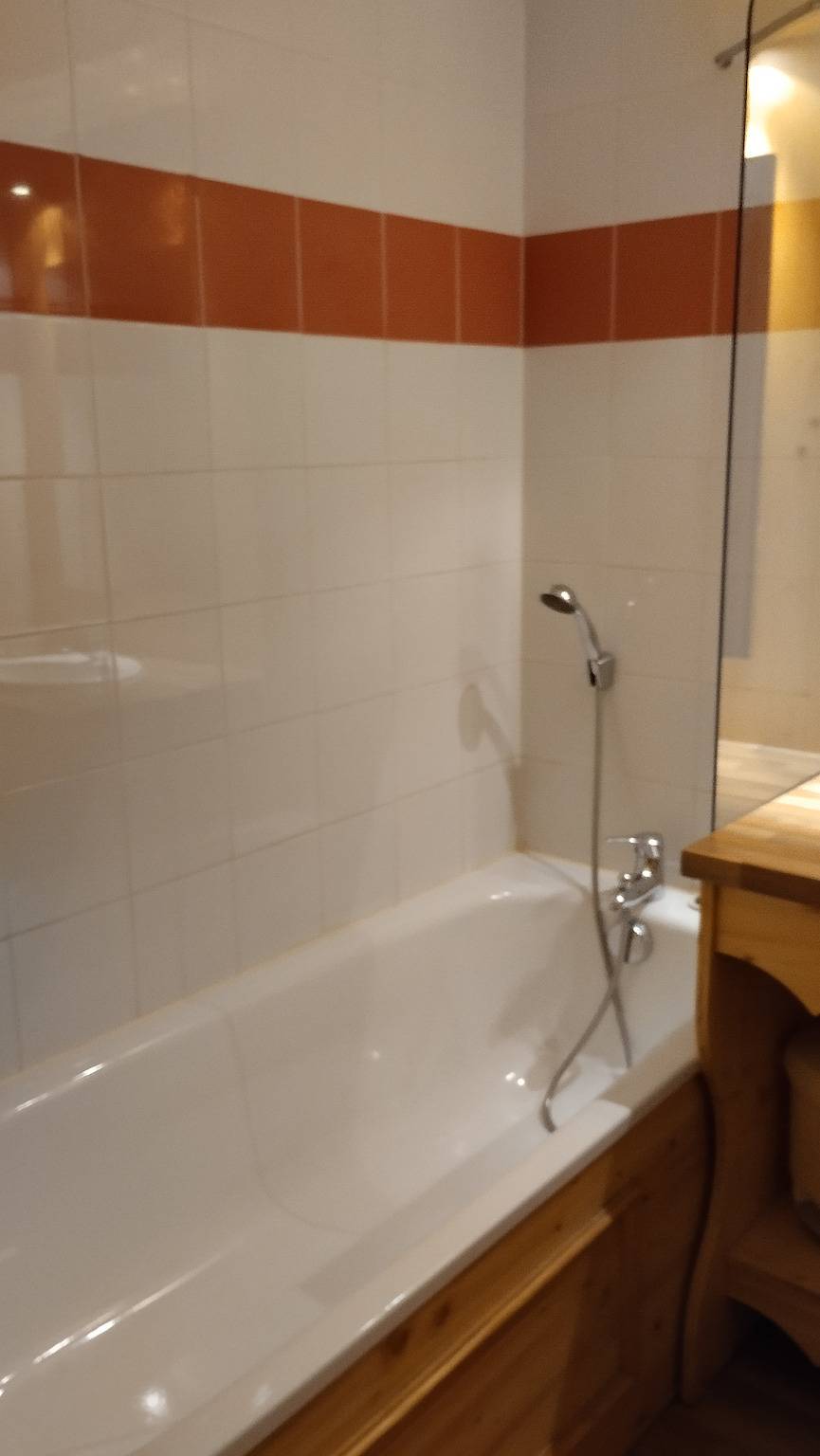 Ganze Wohnung, Hameau 4 502 - Spa & Piscine appartement 6 pers in Orelle, Vanoise-Massiv