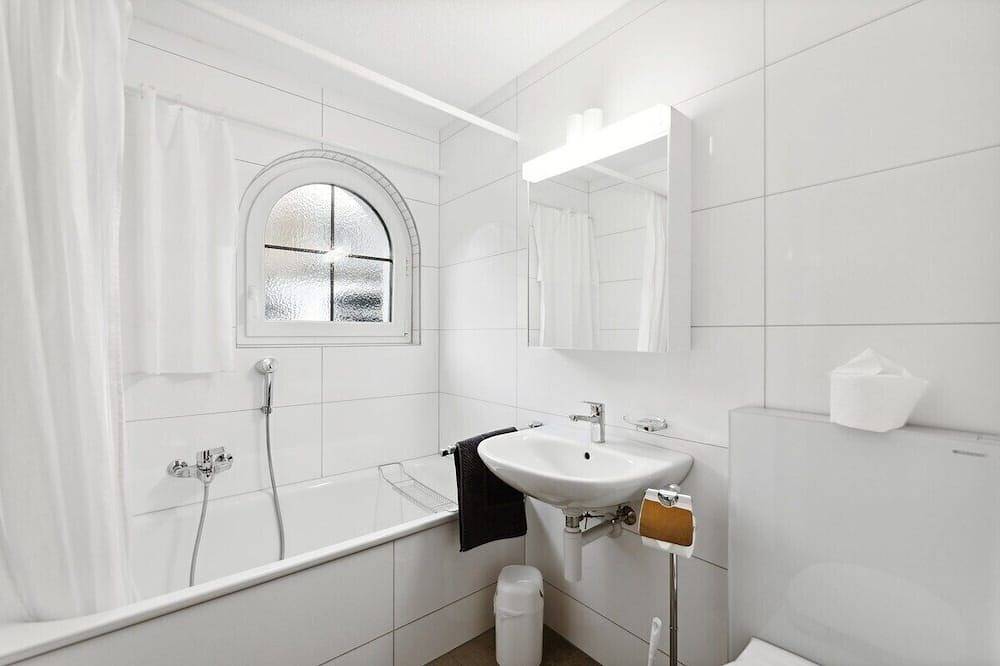 Ganze Wohnung, Vrbo Property in Werdenberg, Sevelen