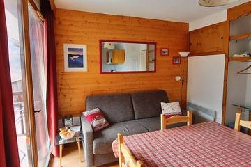 Gîte pour 5 personnes, avec balcon ainsi que sauna et jacuzzi à Orelle