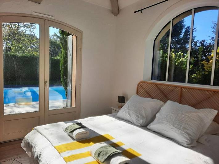 Villa pour 9 personnes, avec piscine ainsi que terrasse et jardin