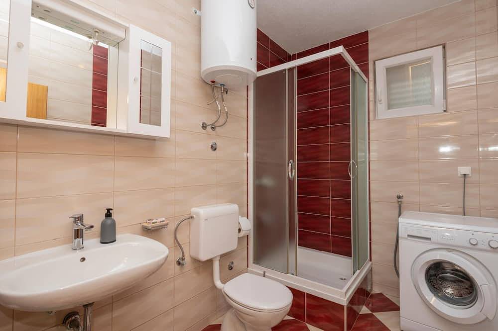 Ganze Wohnung, Tolles Apartment in Makarska mit Wlan in Makarska, Makarska Riviera