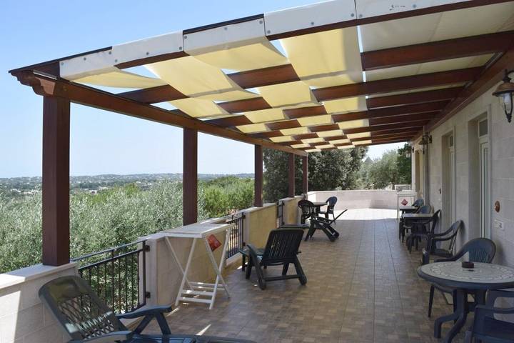 Chambre d’hôte pour 3 personnes, avec terrasse à Locorotondo