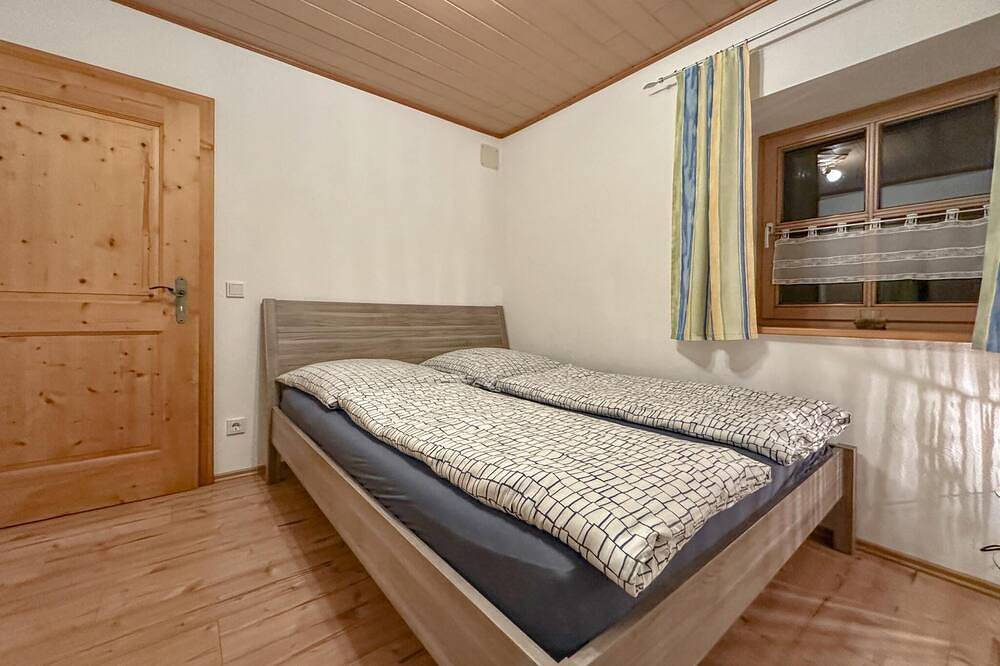 Ganze Wohnung, Moderne Wohnung mit Terrasse im Bayerischen Wald in Viechtach, Ostbayern