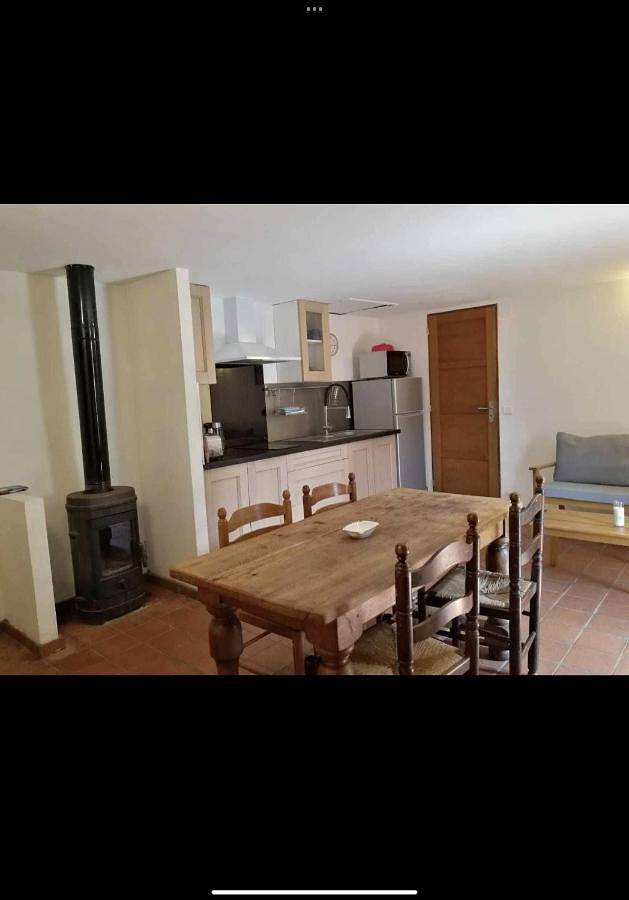 Gîte pour 10 personnes, avec Balcon et Terrasse ainsi que Vue et Vue sur le lac dans Beget - 3