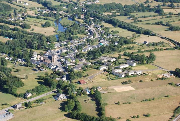 Hôtel pour 5 personnes, avec terrasse et jardin, animaux acceptés dans Lacuisine - 4