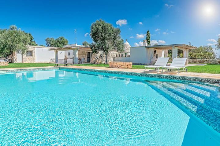 Villa per 8 persone, con giardino a Ceglie Messapica