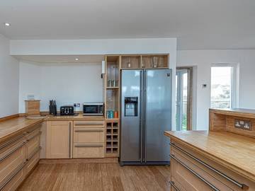 Glamping for 8 People in Rhosneigr, Isle of Anglesey, Photo 2