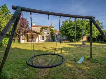 Gîte pour 8 Personnes dans Froidfond, Vallée de la Loire, Photo 2
