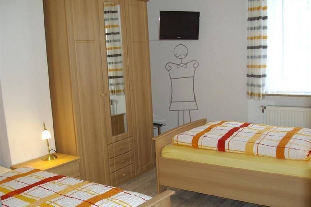 Ganze Wohnung, Ferienwohnung Marken, Dusche, Wc, Erdgeschoss - Ferienwohnungen Marken in Zwischenahner Meer, Bad Zwischenahn