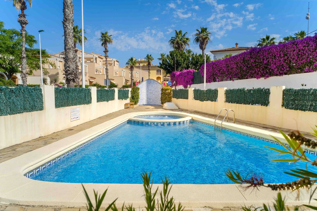 Ganze Wohnung, Apartamento Mediterraneo Javea Arenal, mit Klimaanlage und privatem Pool in Avenida de Augusta, Jávea