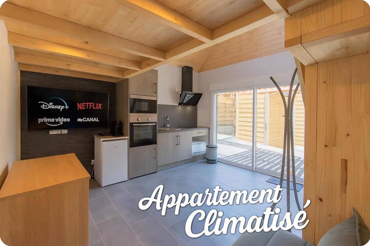 Appartement entier, One-Bedroom Apartment in Sainte-Hélène-sur-Isère, Région d'Albertville
