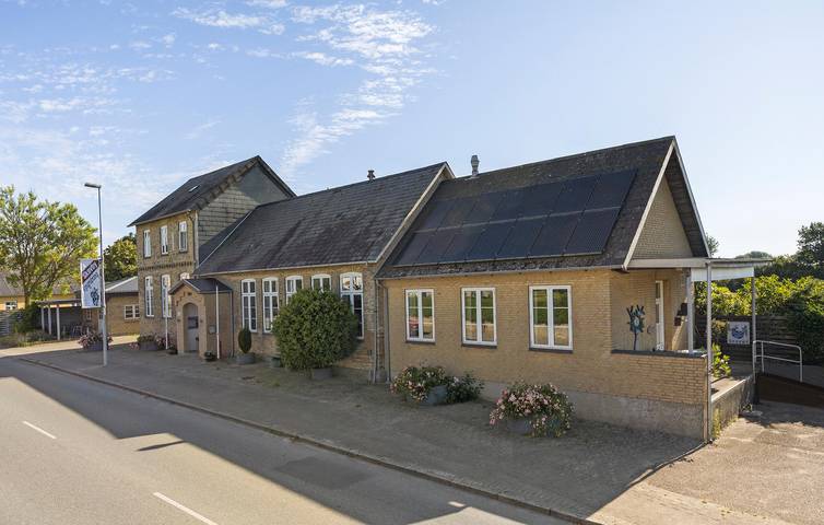 Appartement de vacances pour 4 personnes, avec terrasse et jardin