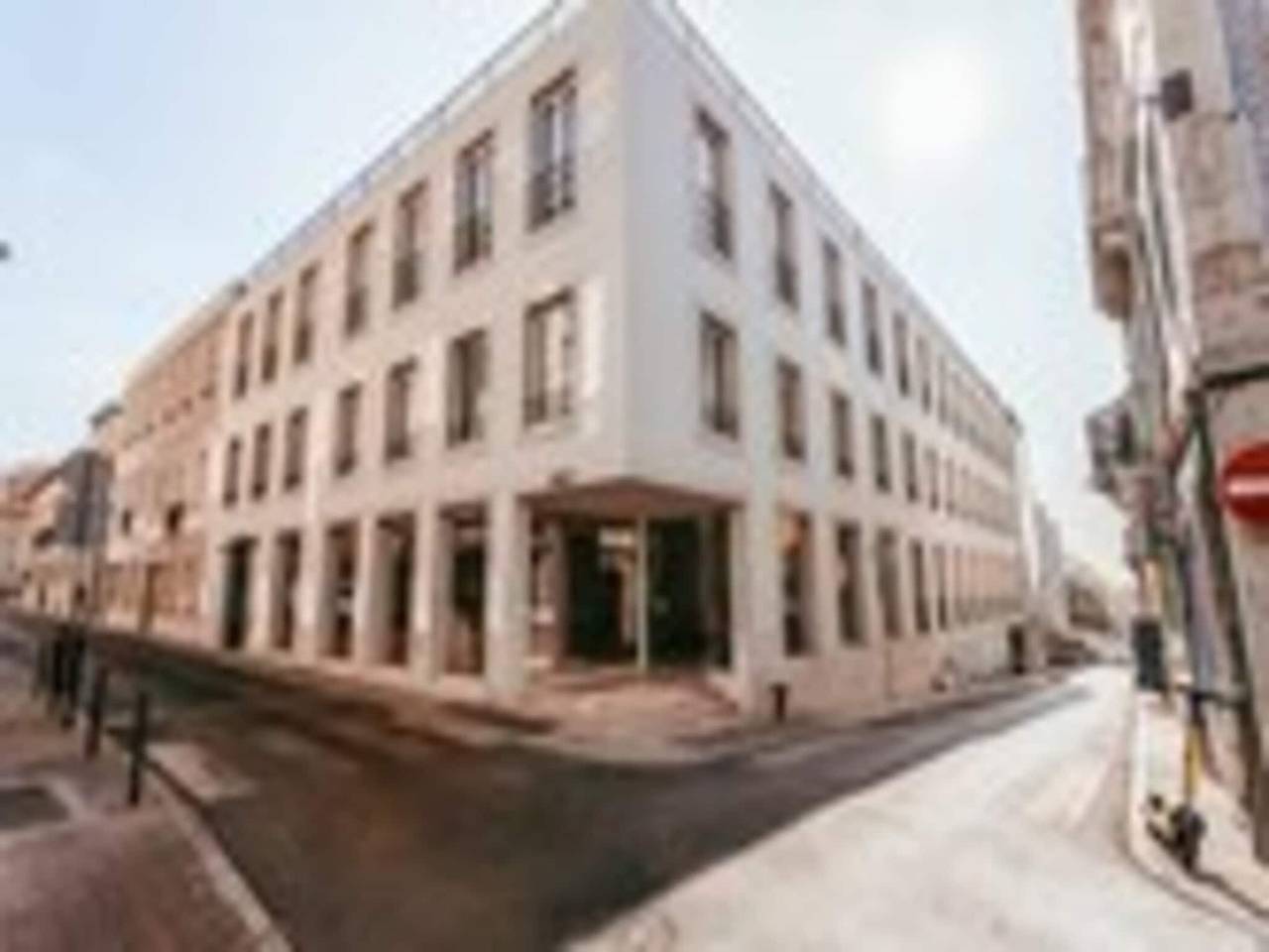 Holiday apartment in Lisbon from £296 per night