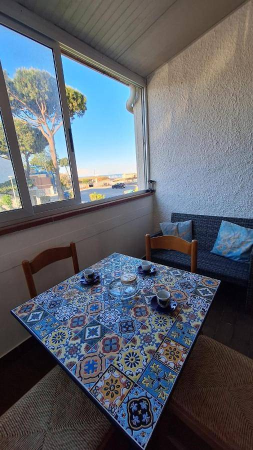 Appartamento per 5 persone, con giardino e panorama in Lido delle Nazioni