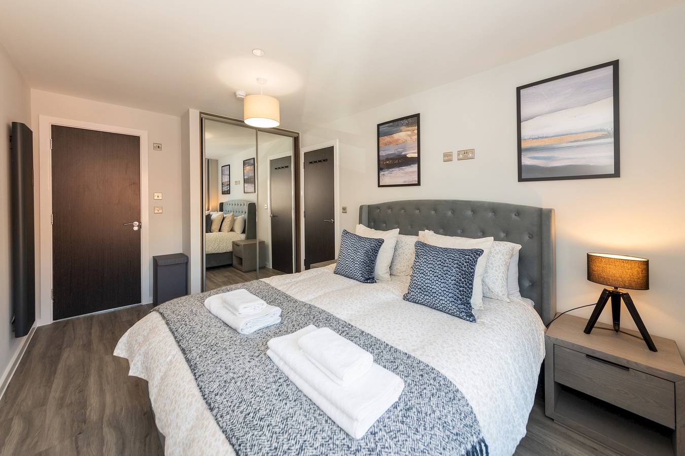 Apartamento entero, Brand New Flat with Ac 5-Min Walk to Town Centre - Pass the Keys in Reading, Berkshire
