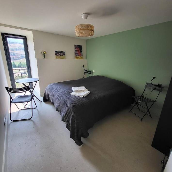 Location de vacances pour 7 personnes, avec jardin et vue à Le Claux - 2