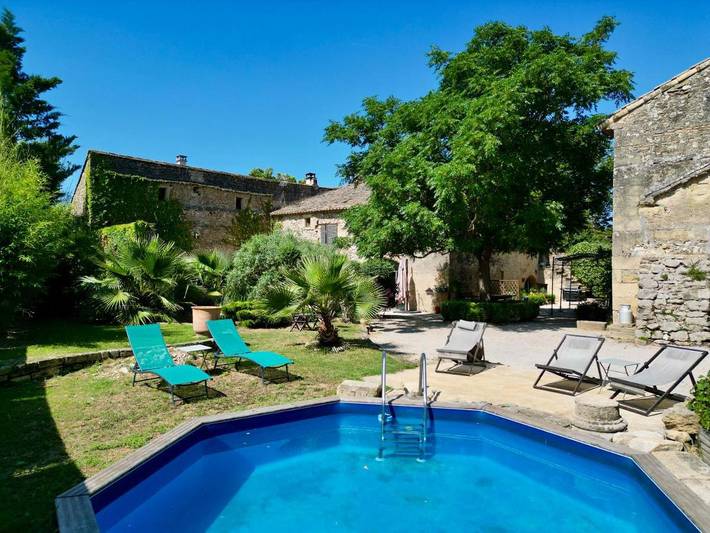 Location de vacances pour 11 personnes, avec jardin ainsi que piscine et vue à Argilliers - 2