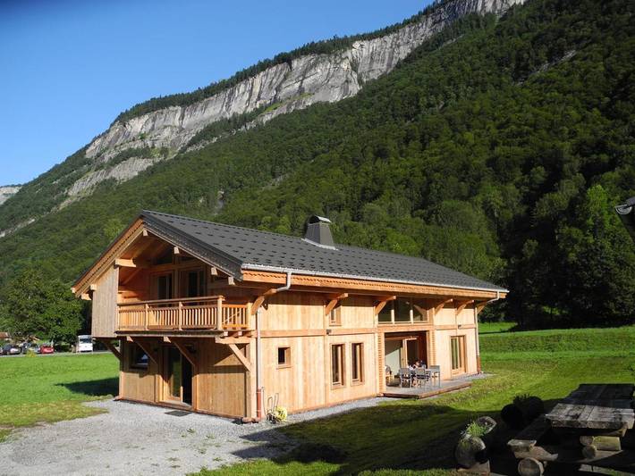 Chalet pour 12 personnes, avec Balcon et Terrasse ainsi que Jardin et Vue