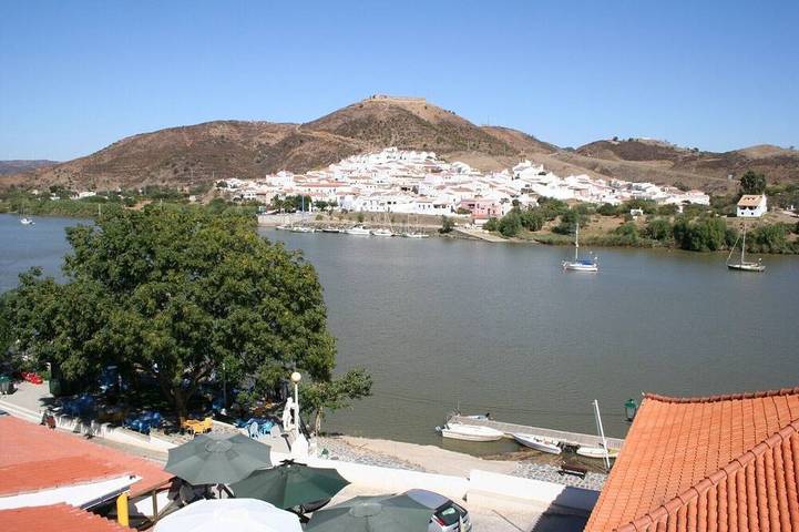 Location de vacances pour 7 personnes, avec Terrasse à Alcoutim