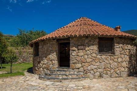 Apartamento de vacaciones para 4 personas, con jardín además de piscina y vistas, Se admiten mascotas en Extremadura - 4