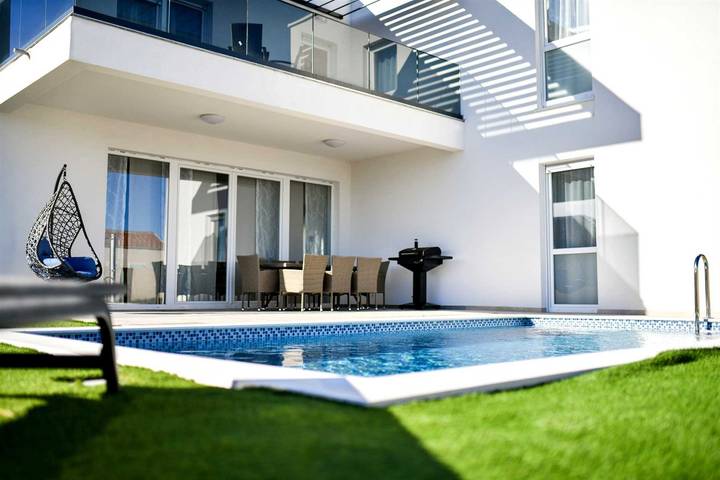 Ferienhaus für 10 Personen, mit Pool und Garten auf Vir - 2