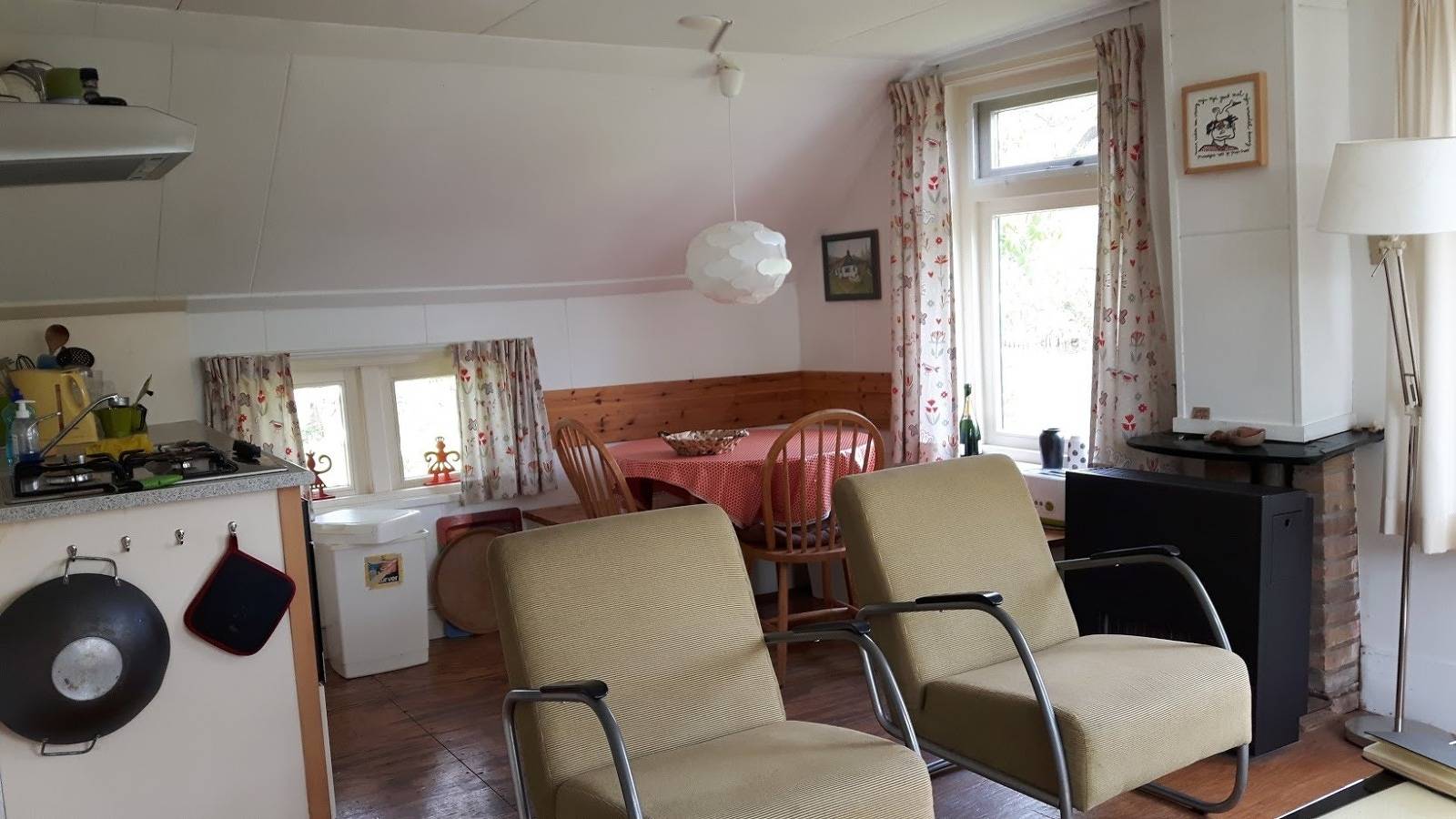 Gemütliches Haus für 6 Personen mit Reetdach und Garten am Wasser in Kalenberg in Nationalpark Weerribben-Wieden